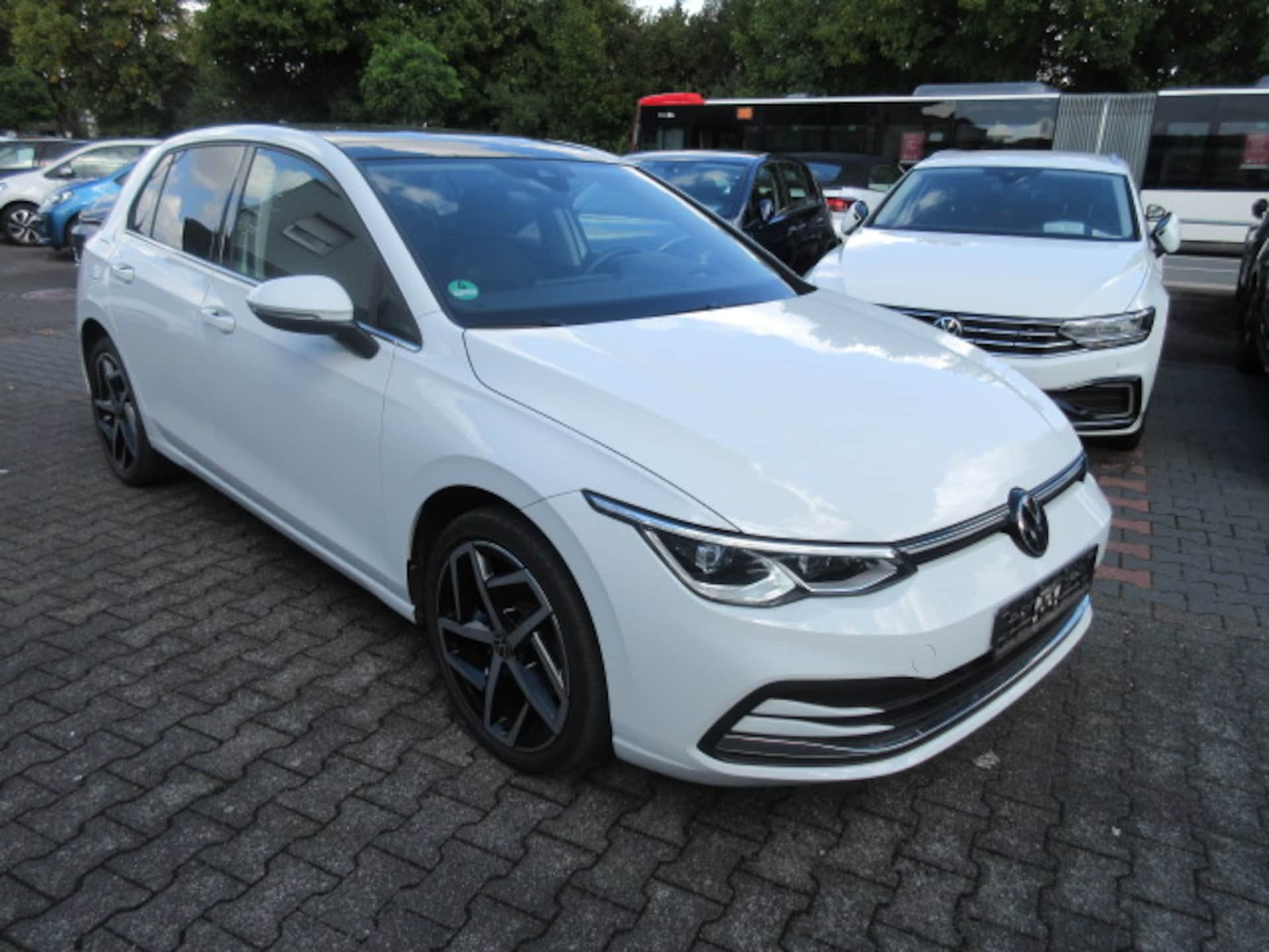 Volkswagen Golf Style