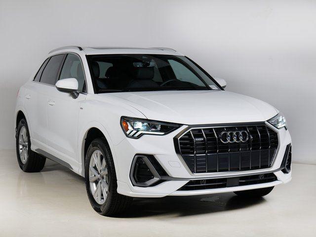 2025 Audi Q3 45 TFSI S Line Premium quattro's photo