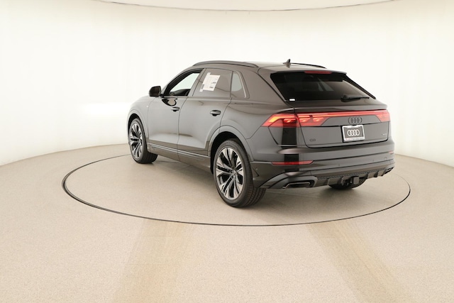 2026 Audi Q8