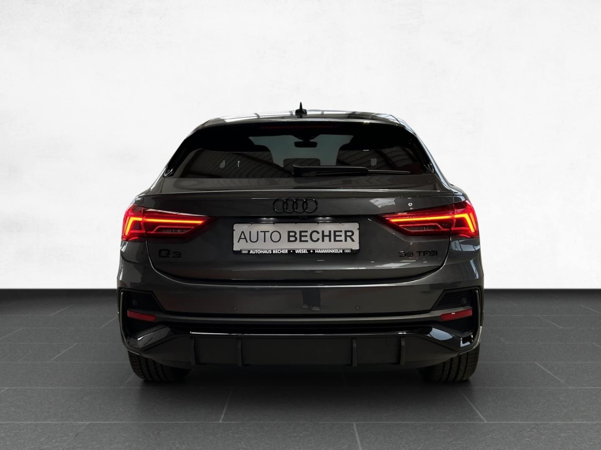 Audi Q3 Sportback S line