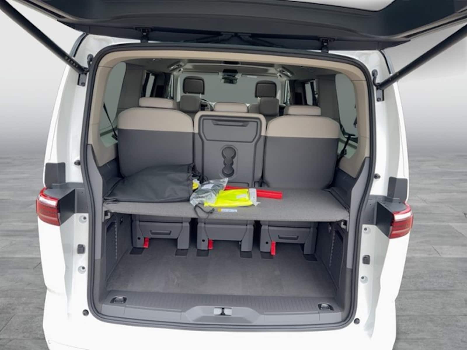 Volkswagen Multivan Langversion – Bild 11