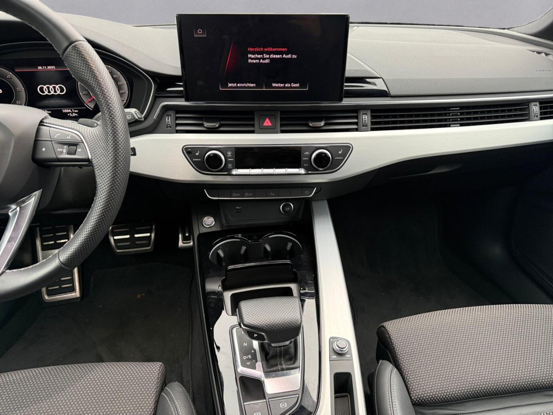 Audi A4 Avant S line