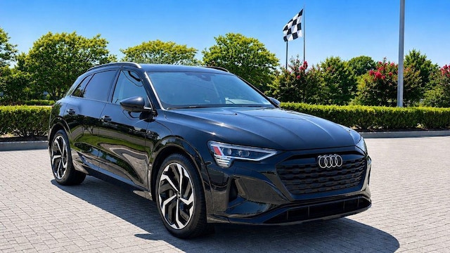 2024 Audi Q8 e-tron