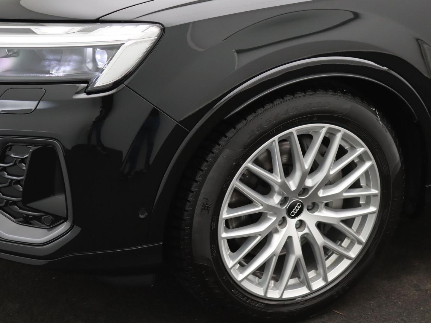 Image about Audi Q7 SUV S line 45 TDI quattro tiptronic