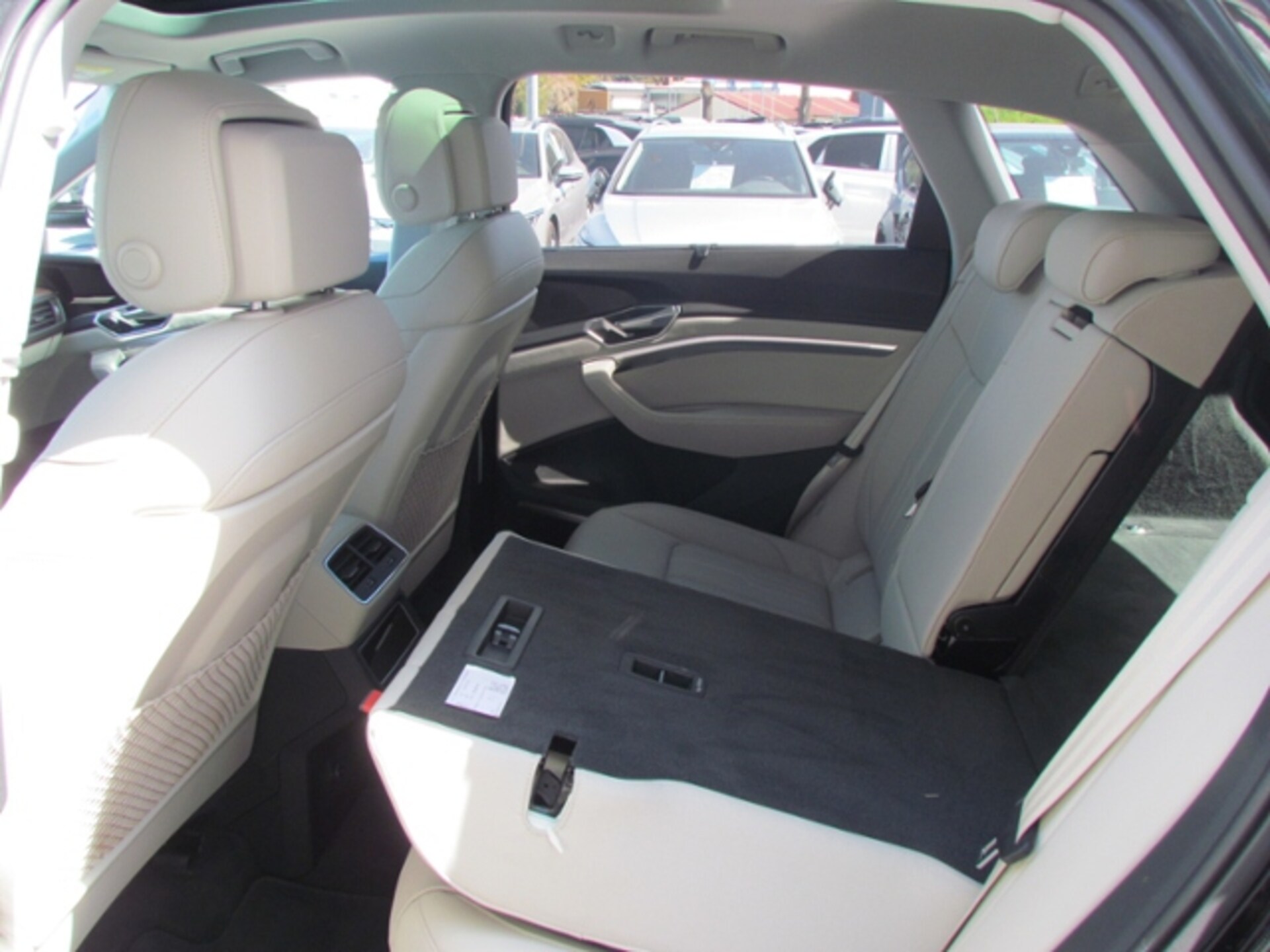 Audi e-tron advanced