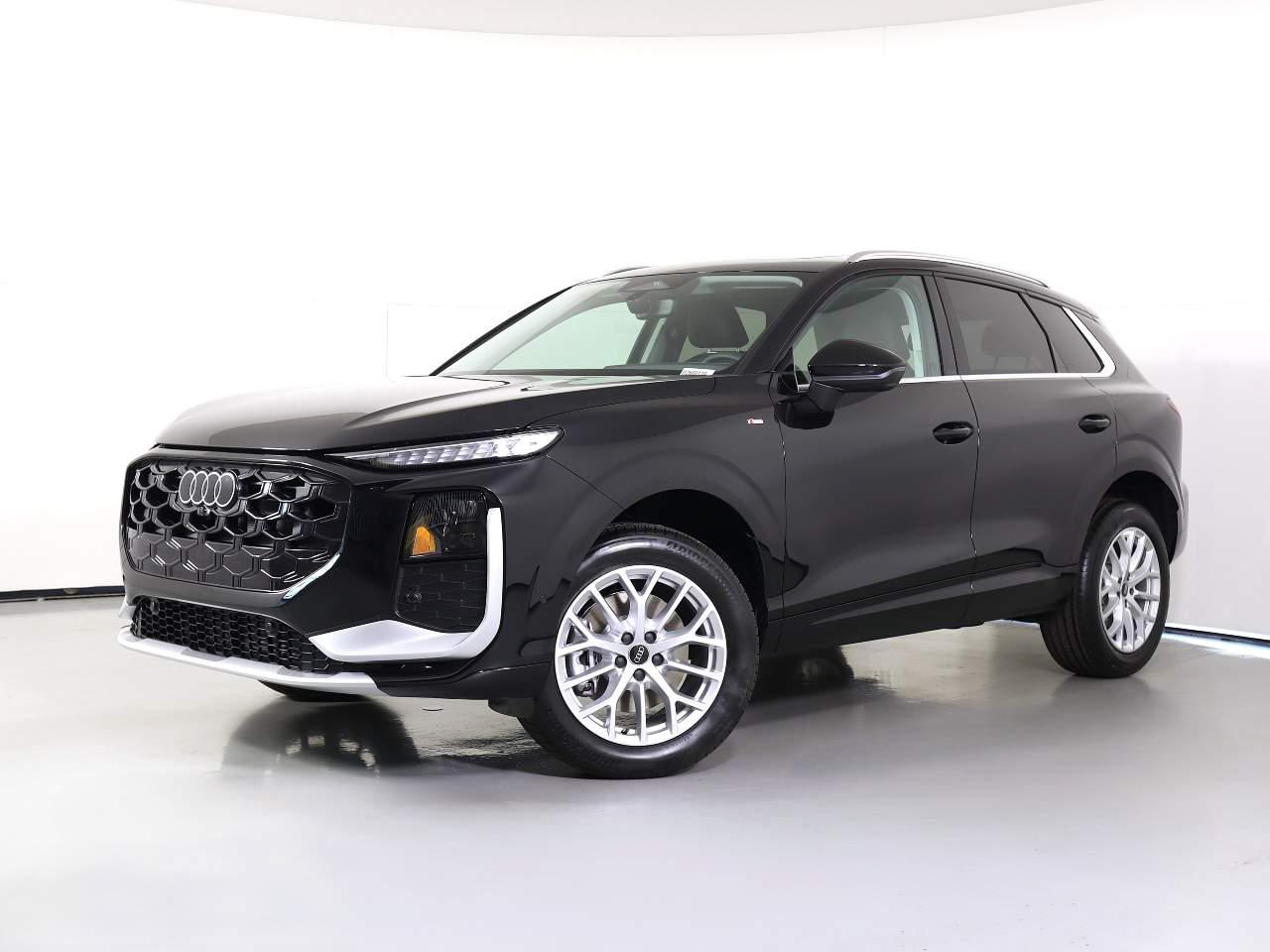 2026 Audi Q3 S line quattro's photo