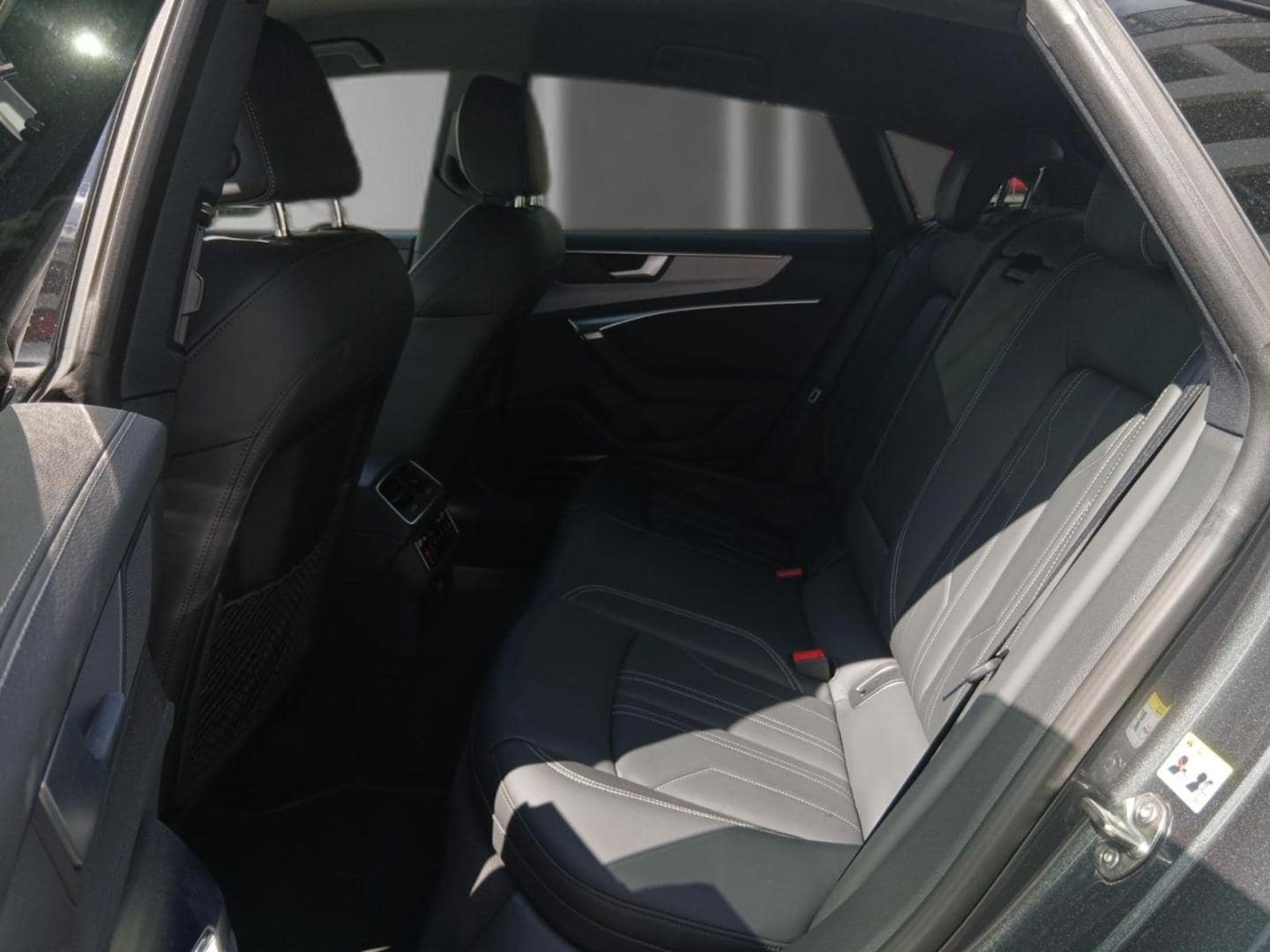 Bild über Audi S7 Sportback TDI quattro tiptronic - für weitere Informationen kontaktieren Sie den Audi Partner