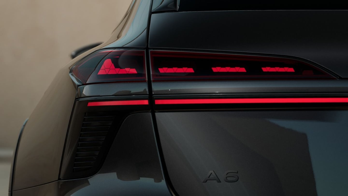 Bild über Audi A6 allroad e-hybrid e-hybrid quattro 270 kW S tronic - für weitere Informationen kontaktieren Sie den Audi Partner