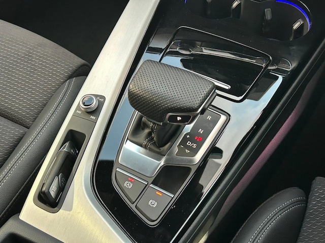 Audi A4 Avant 35 TDI S line 120(163) kW(PS) S tronic for more details contact your dealer