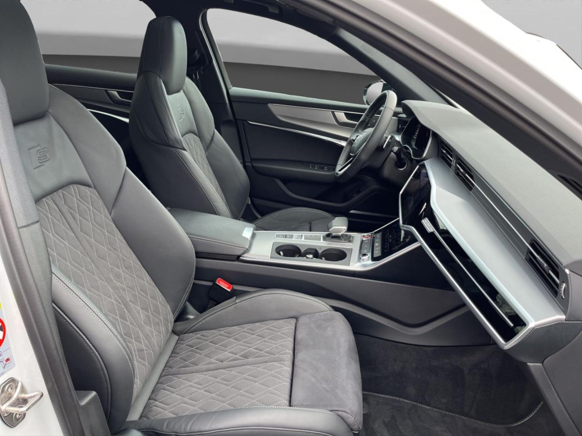 Audi S6 Avant
