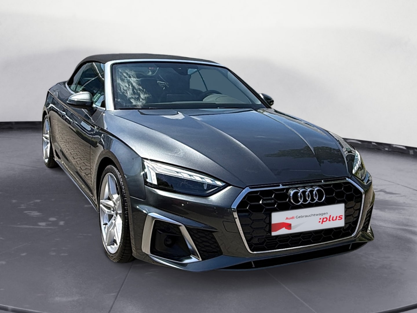 Bild über Audi A5 Cabriolet S line 45 TFSI quattro S tronic - für weitere Informationen kontaktieren Sie den Audi Partner