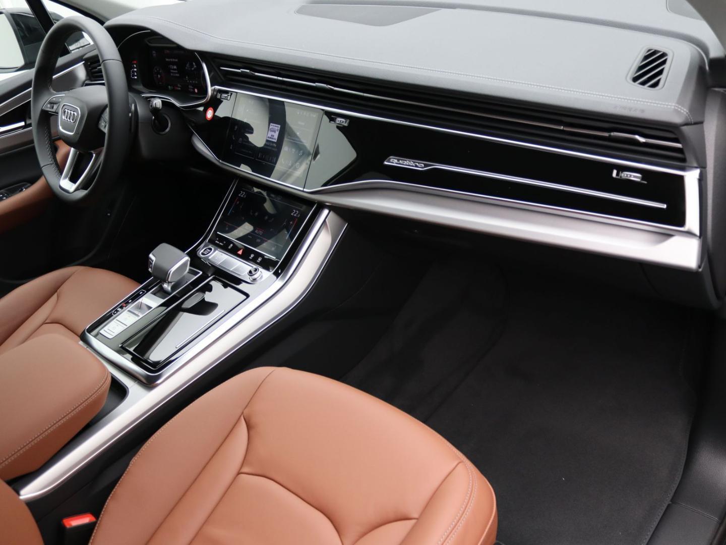 Image about Audi Q7 SUV S line 45 TDI quattro tiptronic