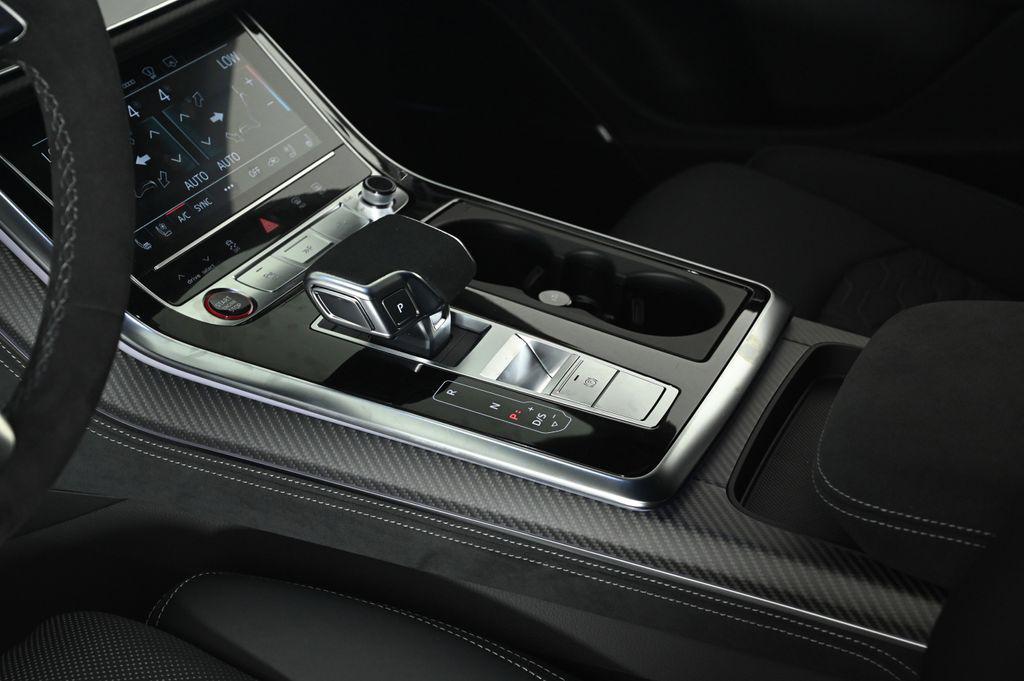 2025 Audi RS Q8 Base - Photo 25