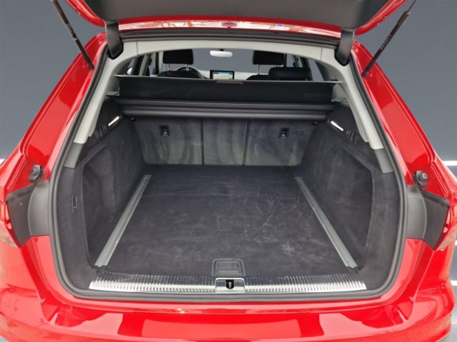 Audi A4 Avant S line