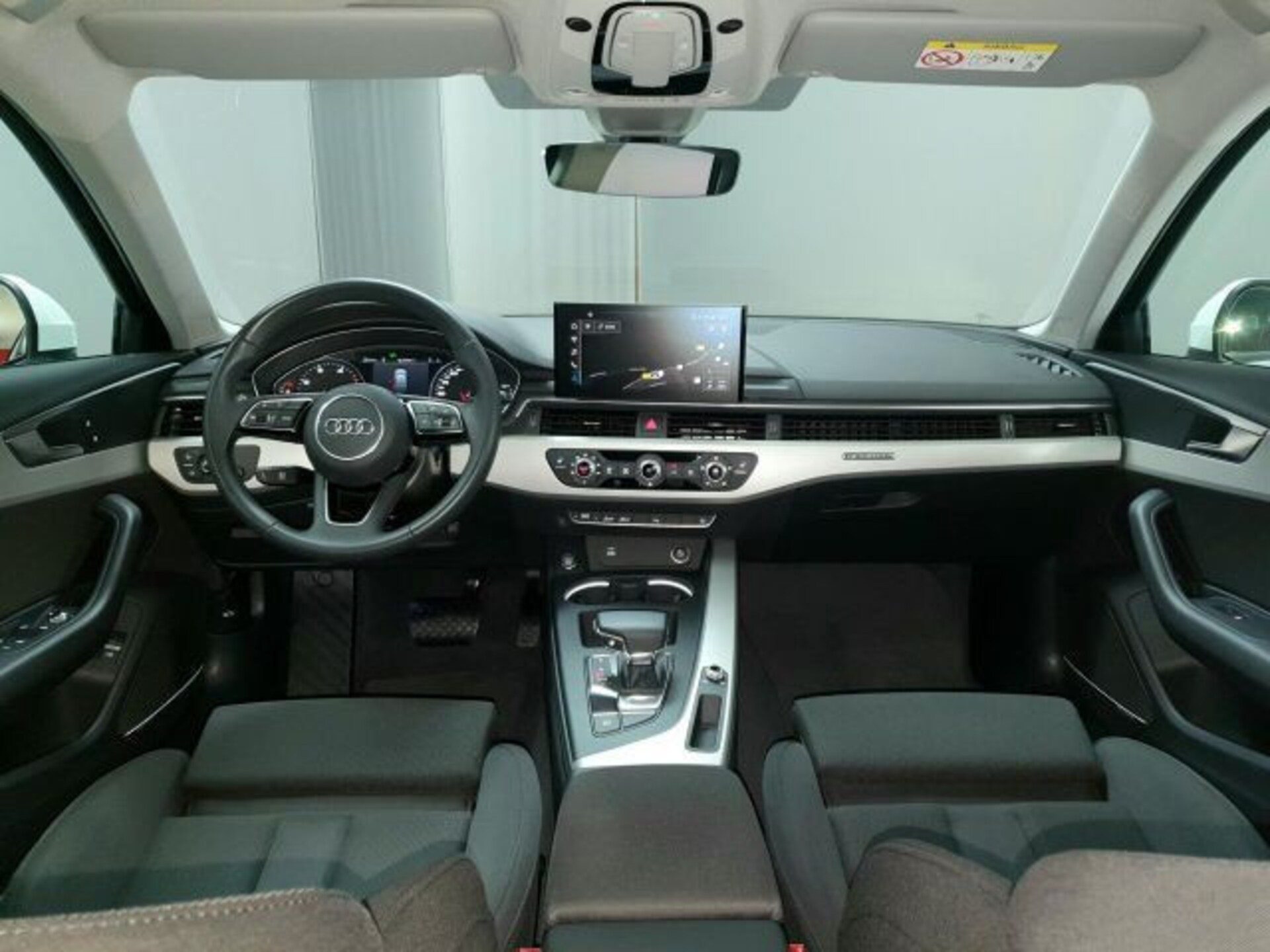 Audi A4 Avant S line
