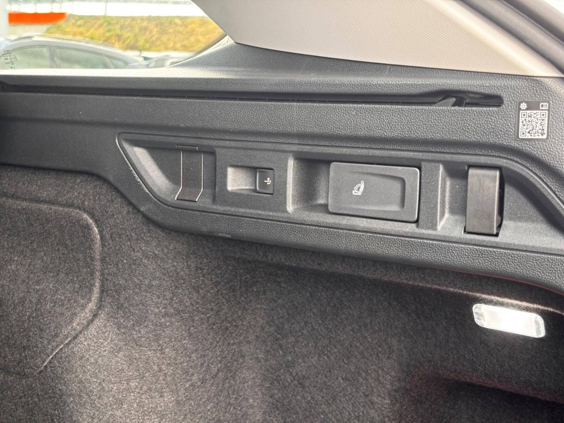 Volkswagen Passat Model bazowy