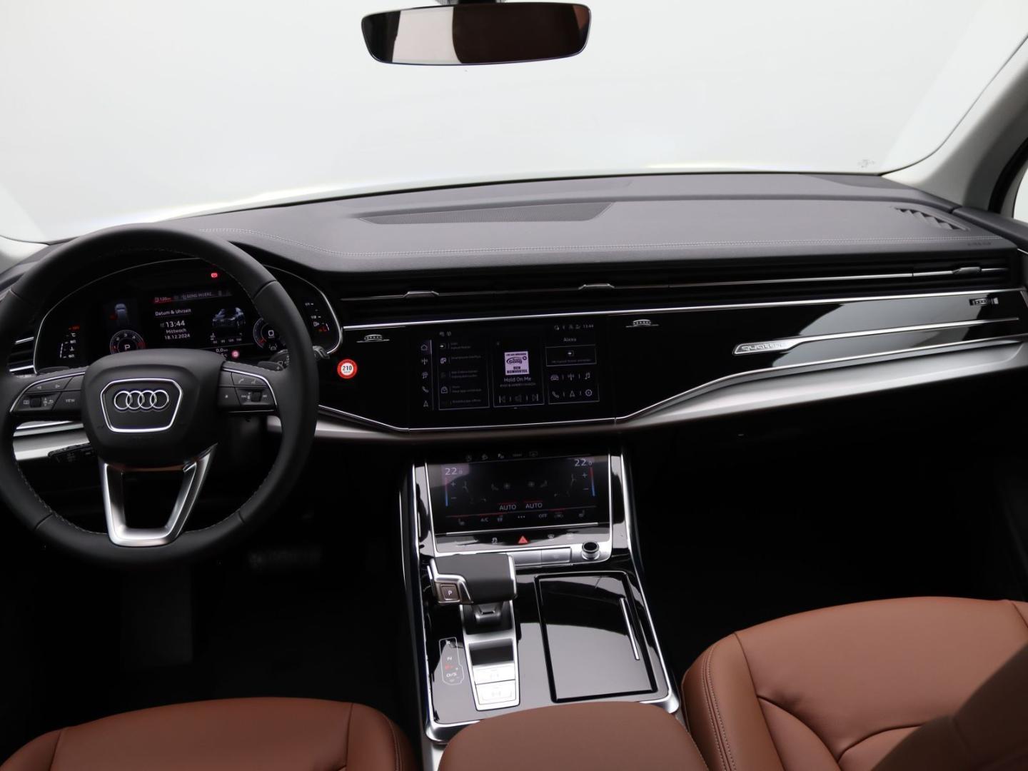 Image about Audi Q7 SUV S line 45 TDI quattro tiptronic