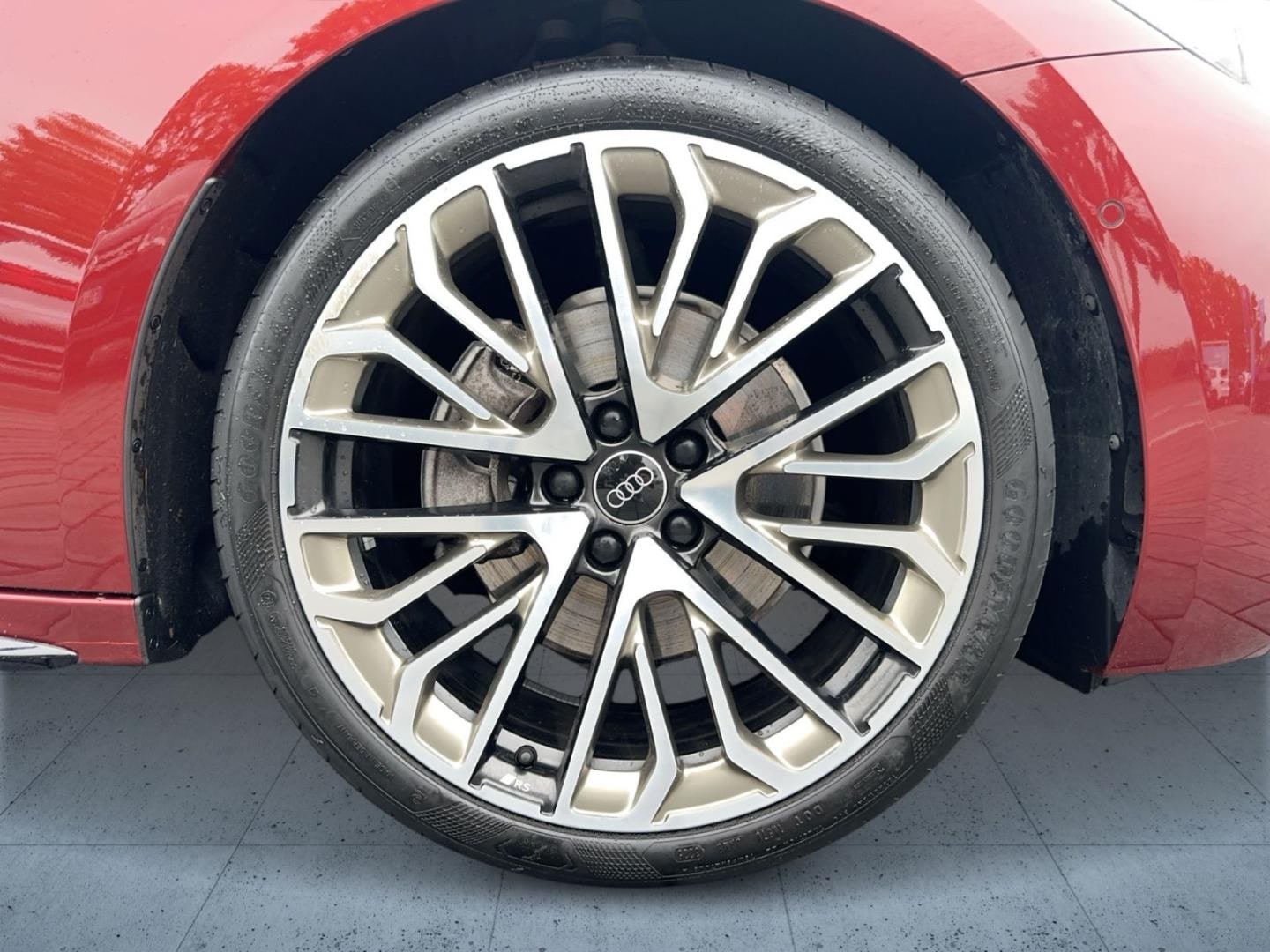 Bild über Audi A5 Avant TFSI 150 kW S tronic - für weitere Informationen kontaktieren Sie den Audi Partner