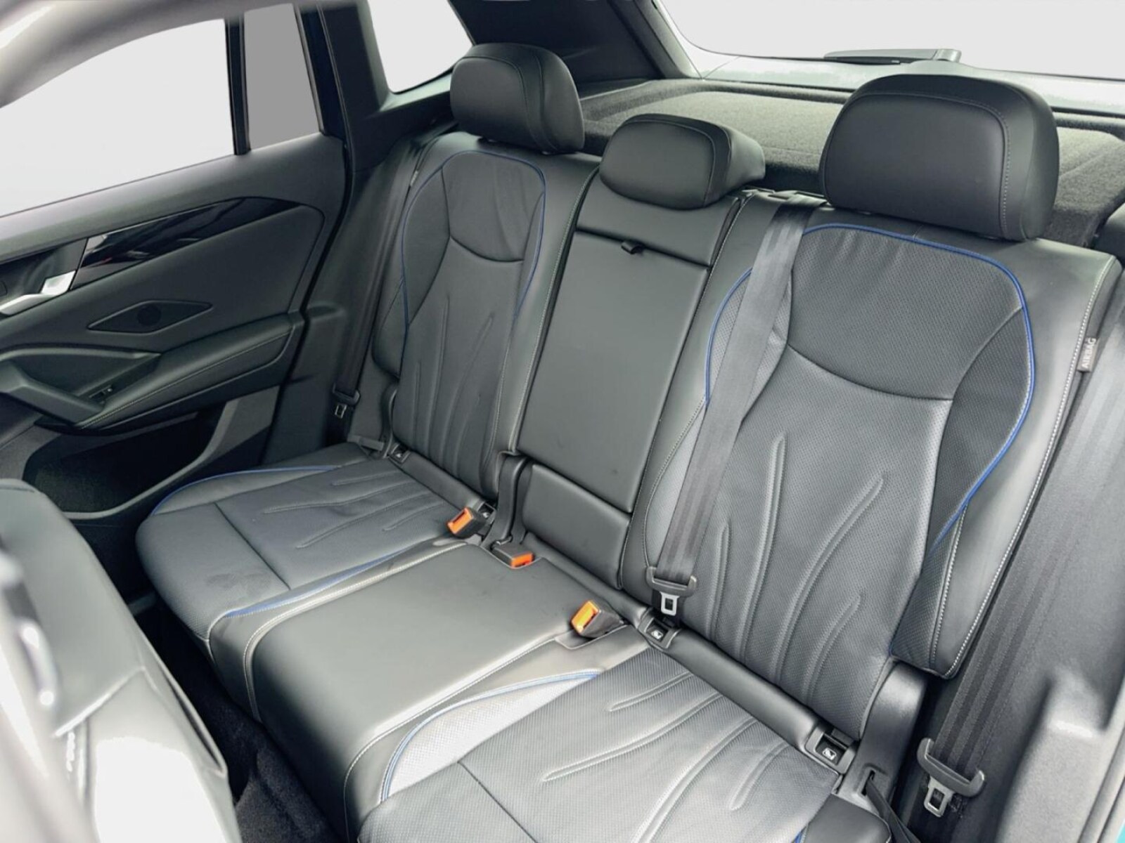 Volkswagen Tiguan – Bild 13
