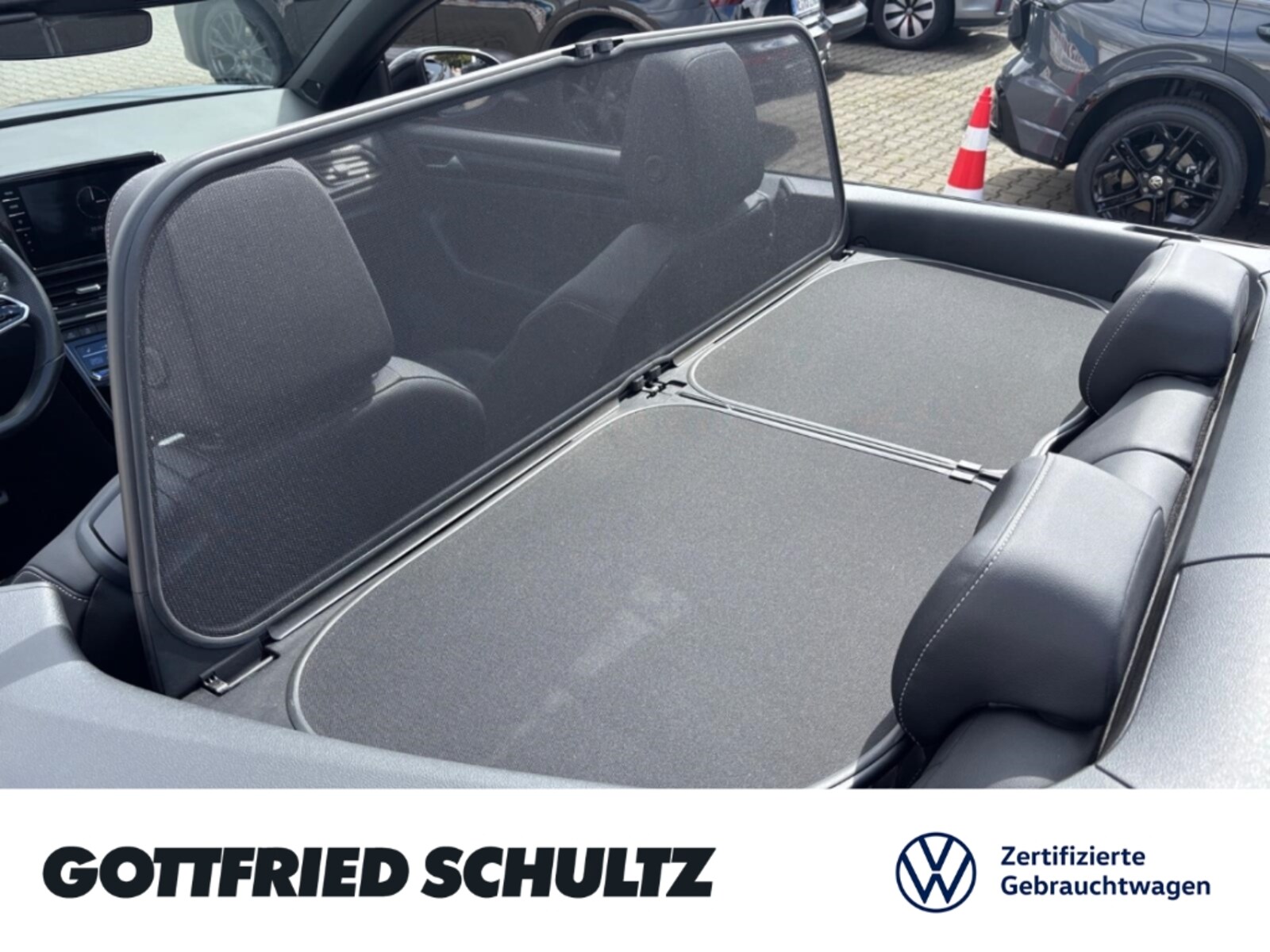 Volkswagen T-Roc Cabriolet – Bild 10