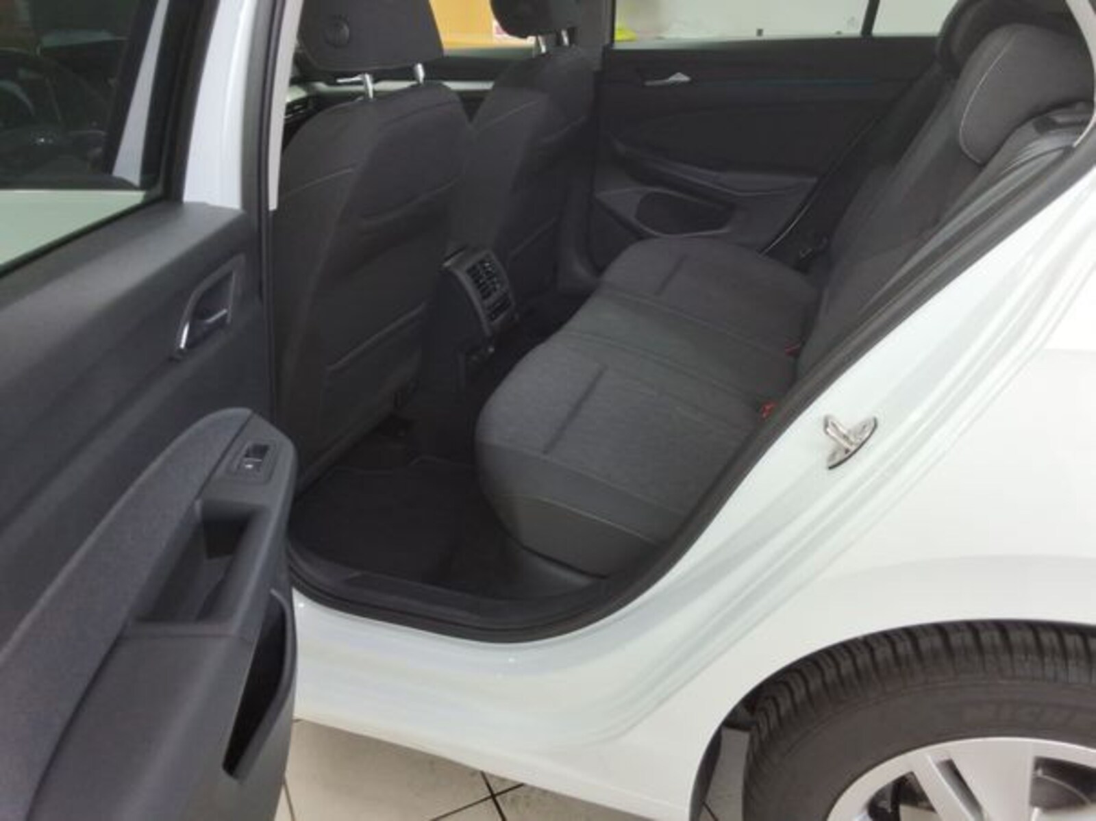 Volkswagen Golf – Bild 7