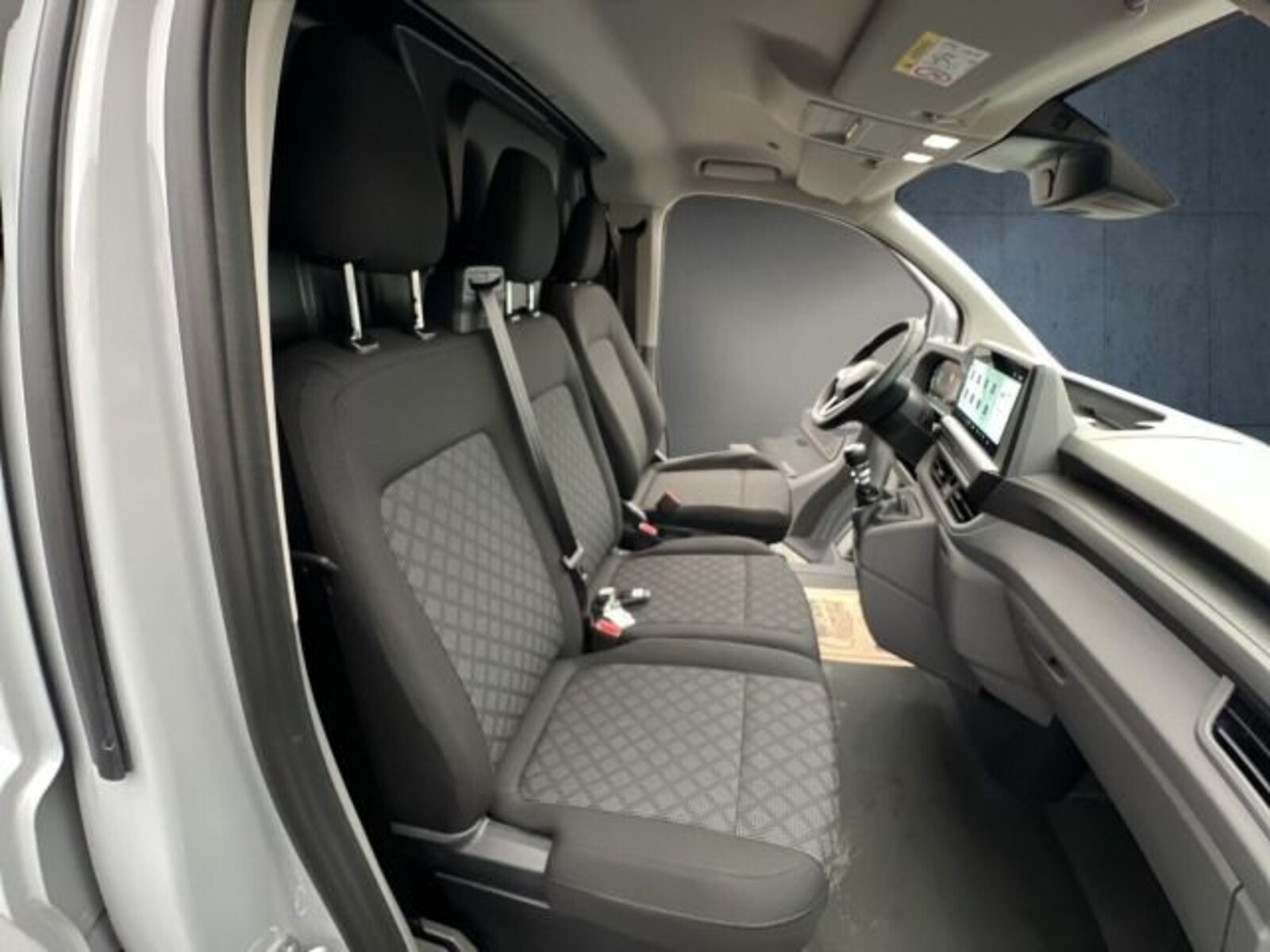 Volkswagen Transporter Kasten kurzer Radstand – Bild 16