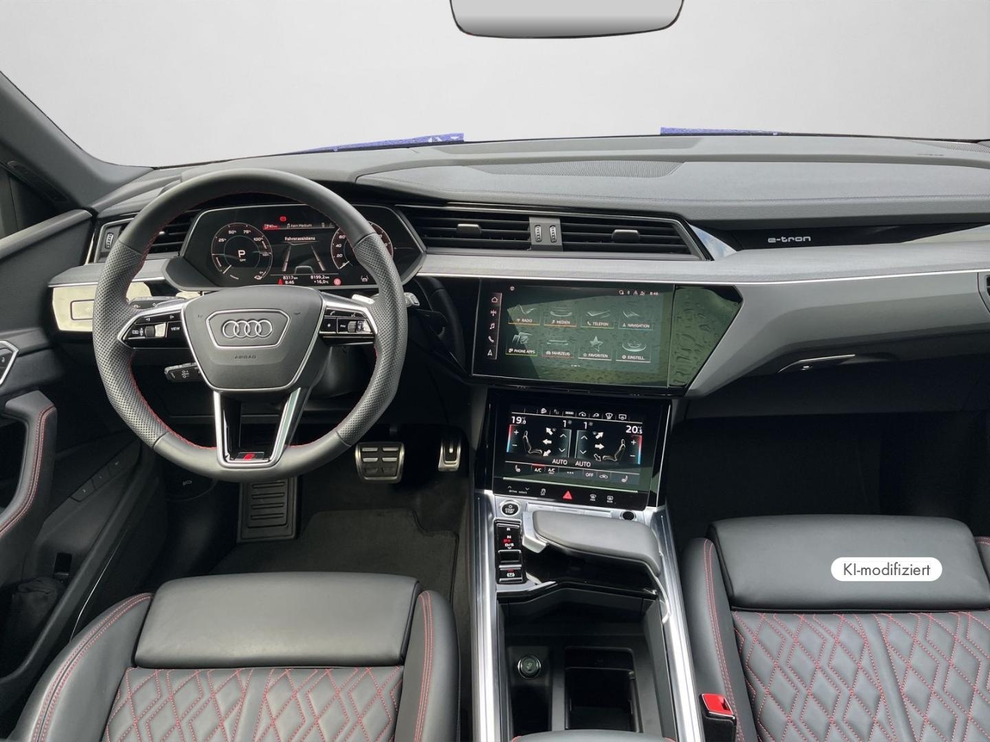 Bild über Audi Q8 e-tron S line 55 e-tron quattro - für weitere Informationen kontaktieren Sie den Audi Partner