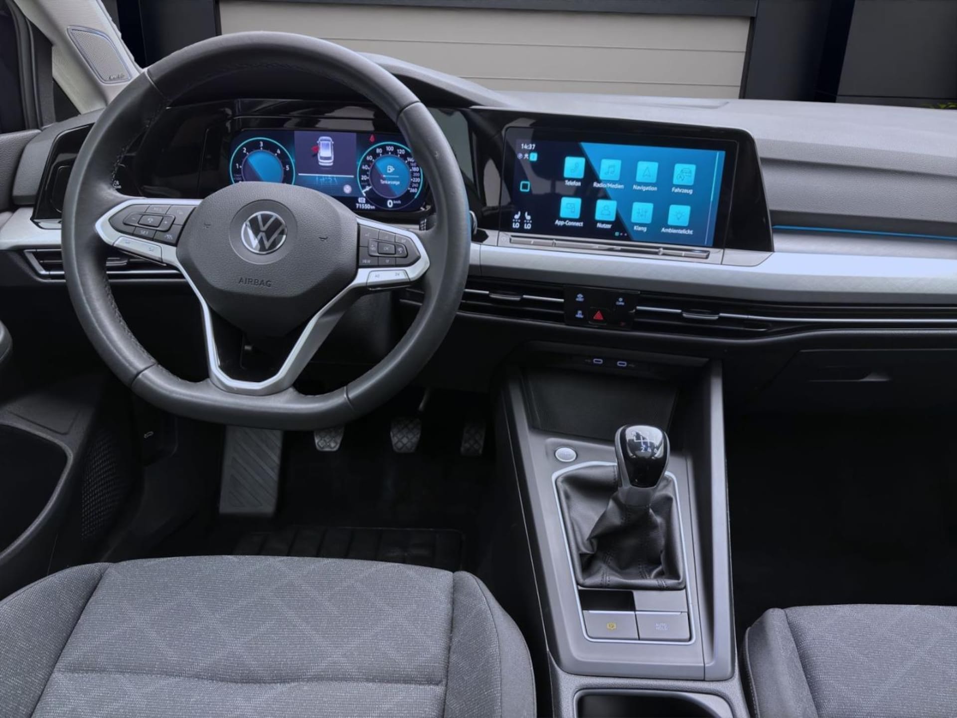 Volkswagen Golf Variant Life