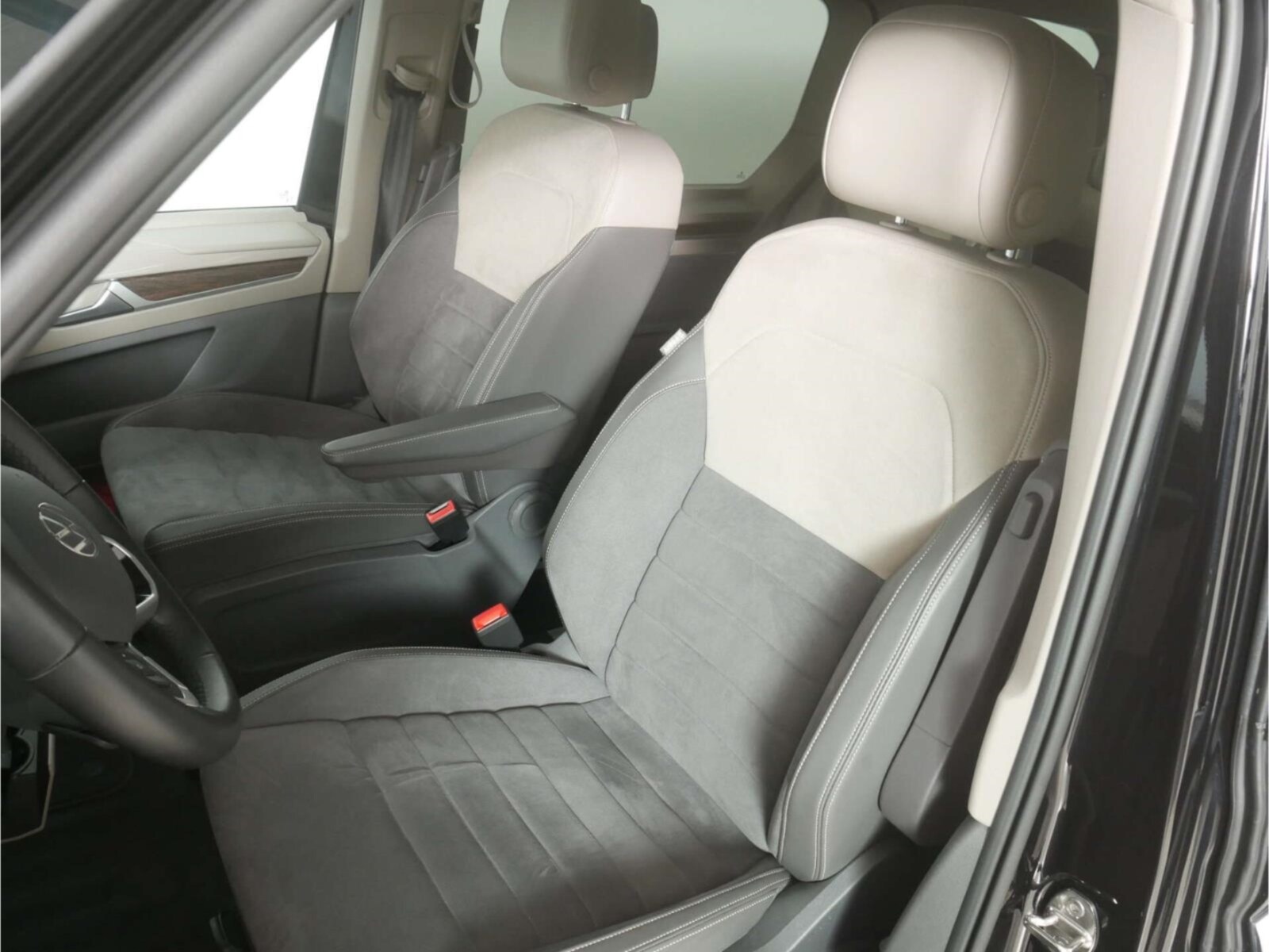 Volkswagen Multivan Langversion – Bild 15