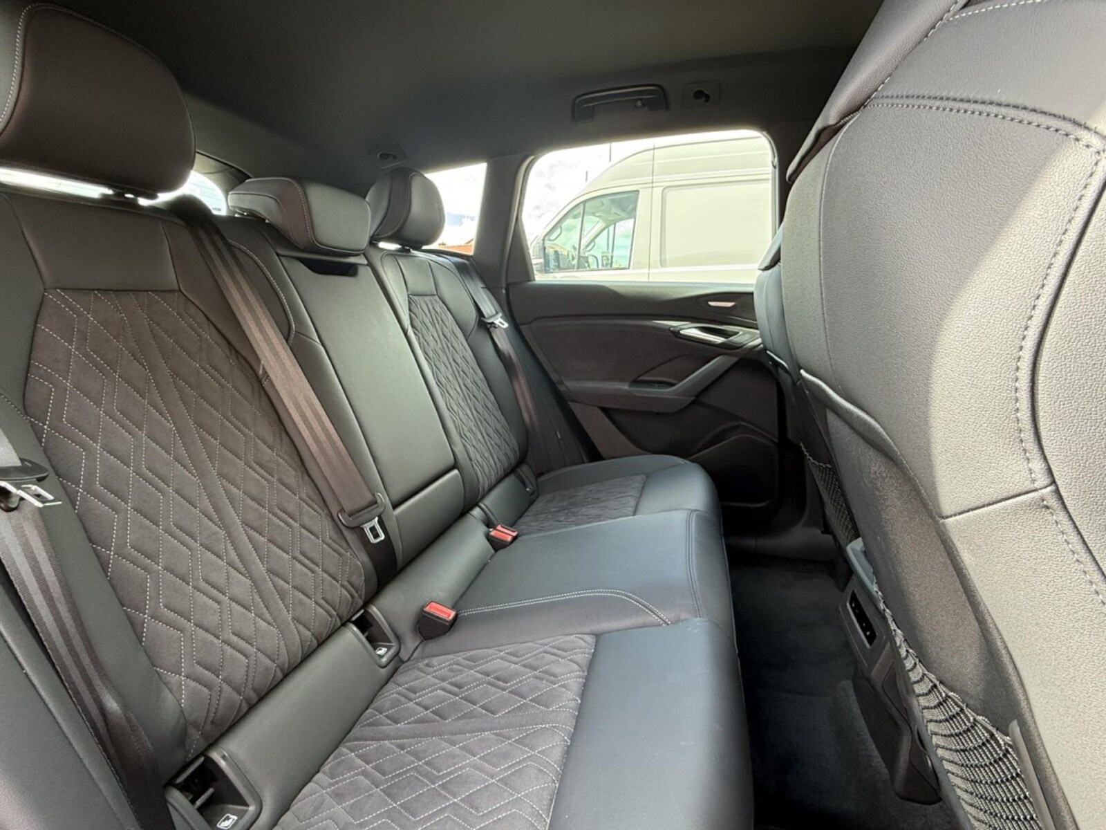 Audi Q6 e-tron – Bild 14