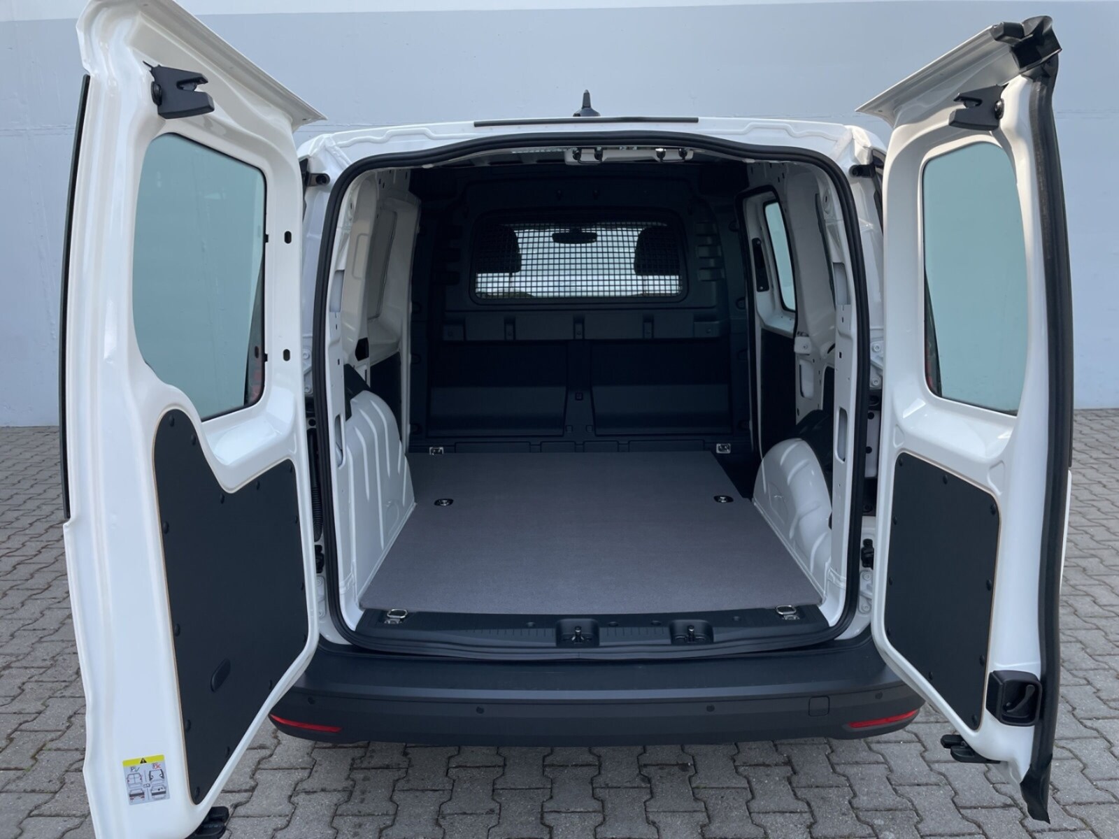 Volkswagen Caddy Cargo – Bild 12