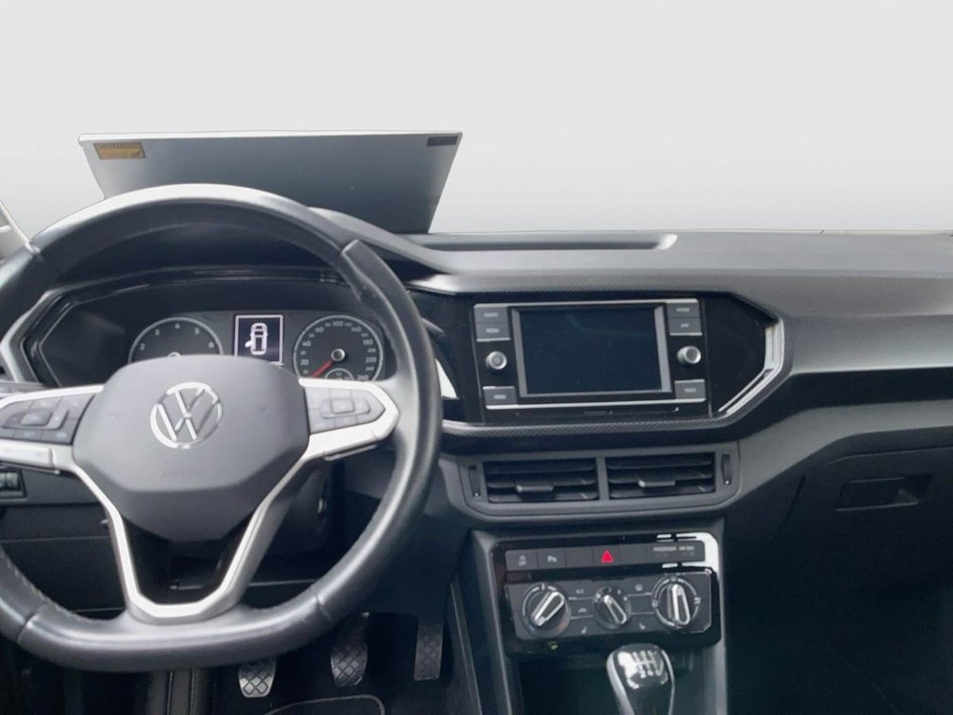 Volkswagen T-Cross Life