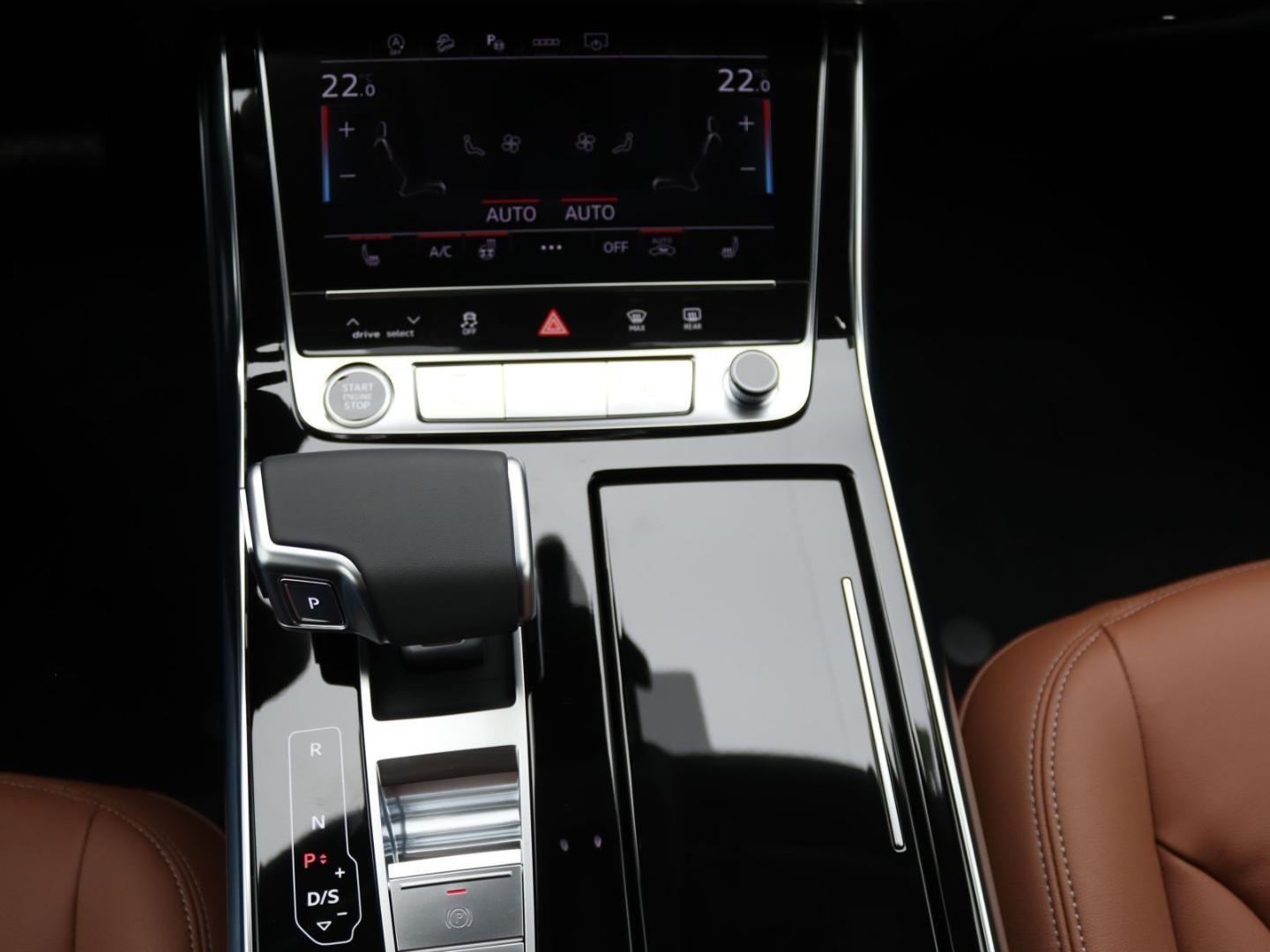 Image about Audi Q7 SUV S line 45 TDI quattro tiptronic