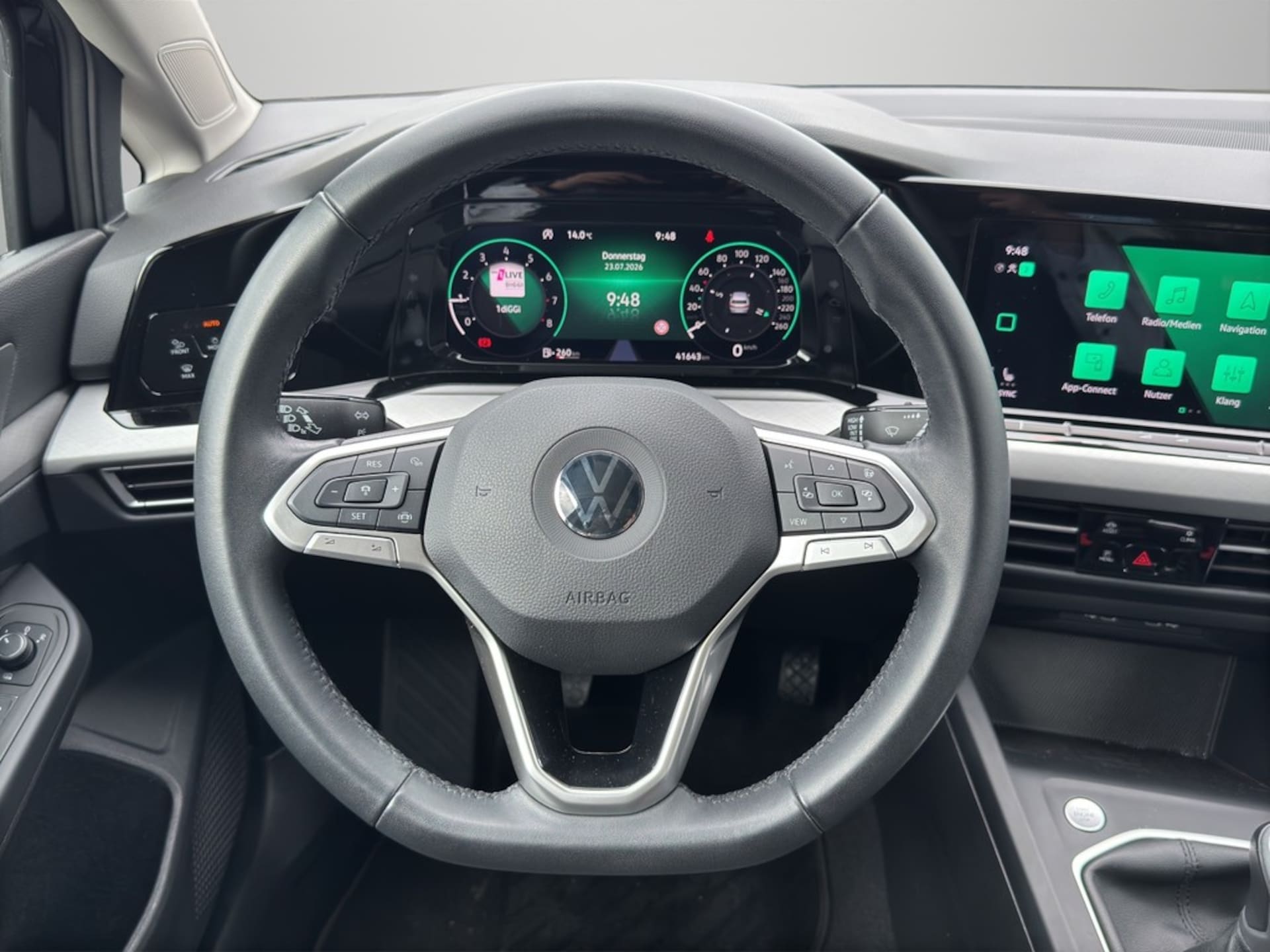 Volkswagen Golf Life