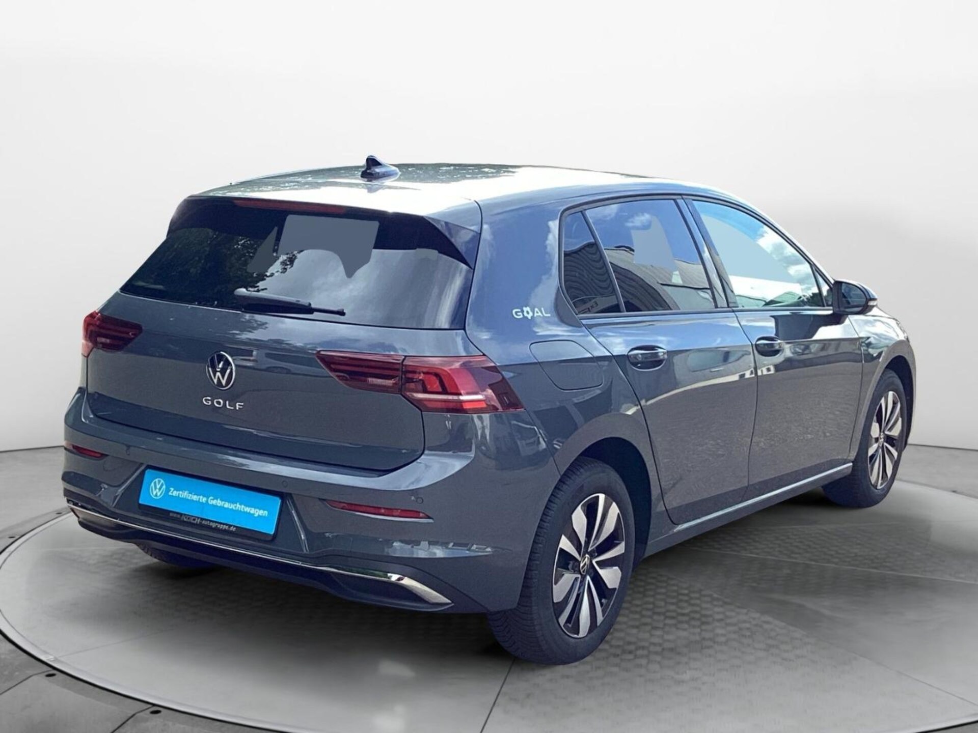 Volkswagen Golf Life