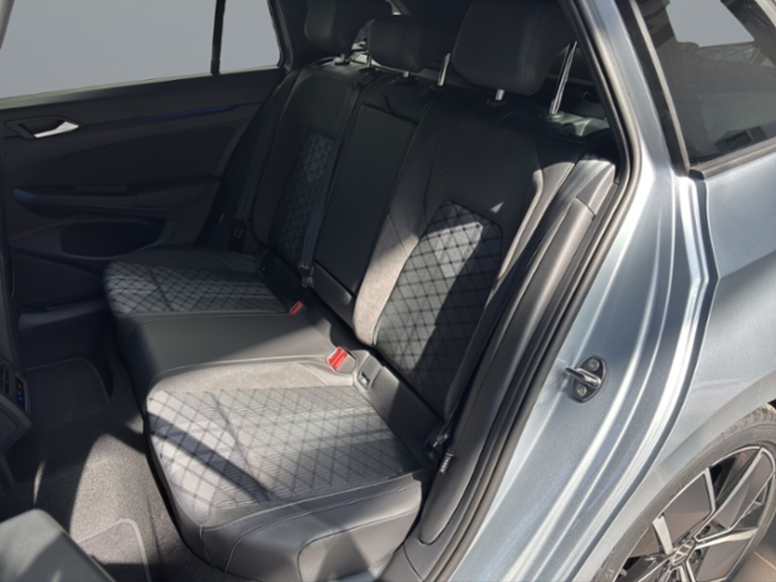Volkswagen Golf Variant – Bild 10