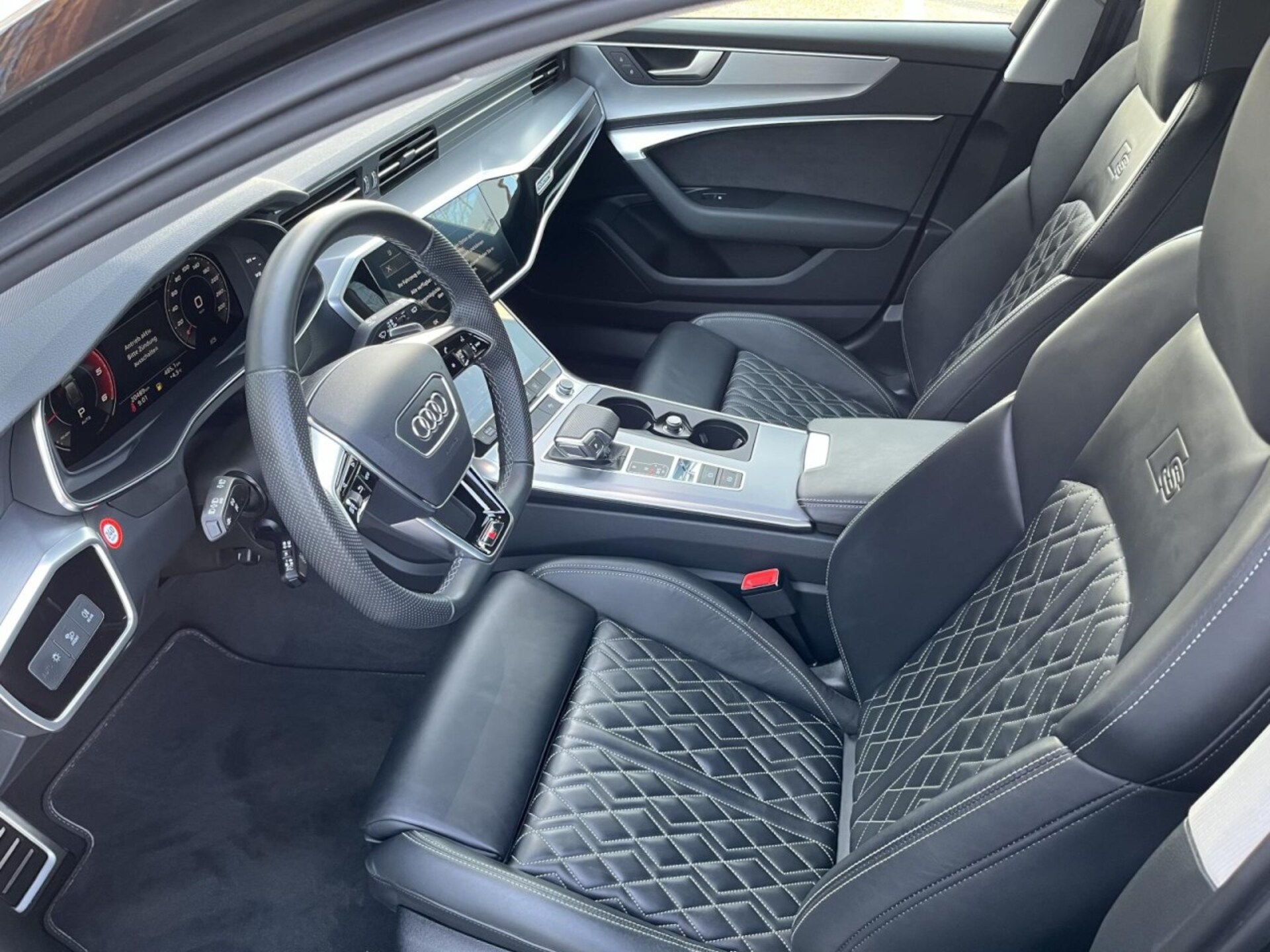 Audi S6 Avant