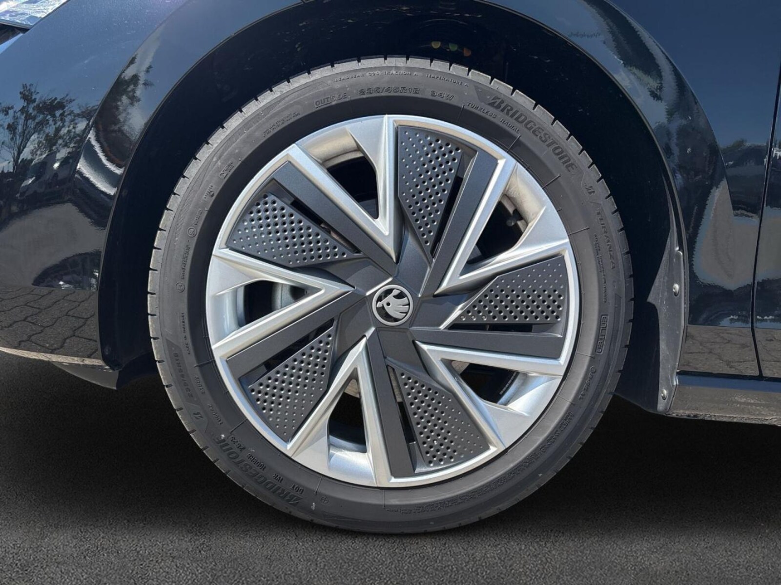 Škoda Superb Combi – Bild 7
