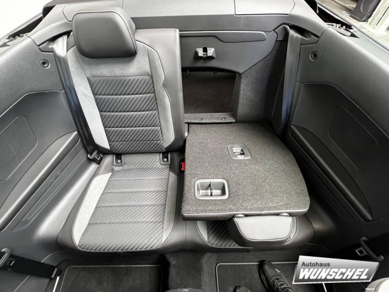 Volkswagen T-Roc Cabriolet – Bild 12