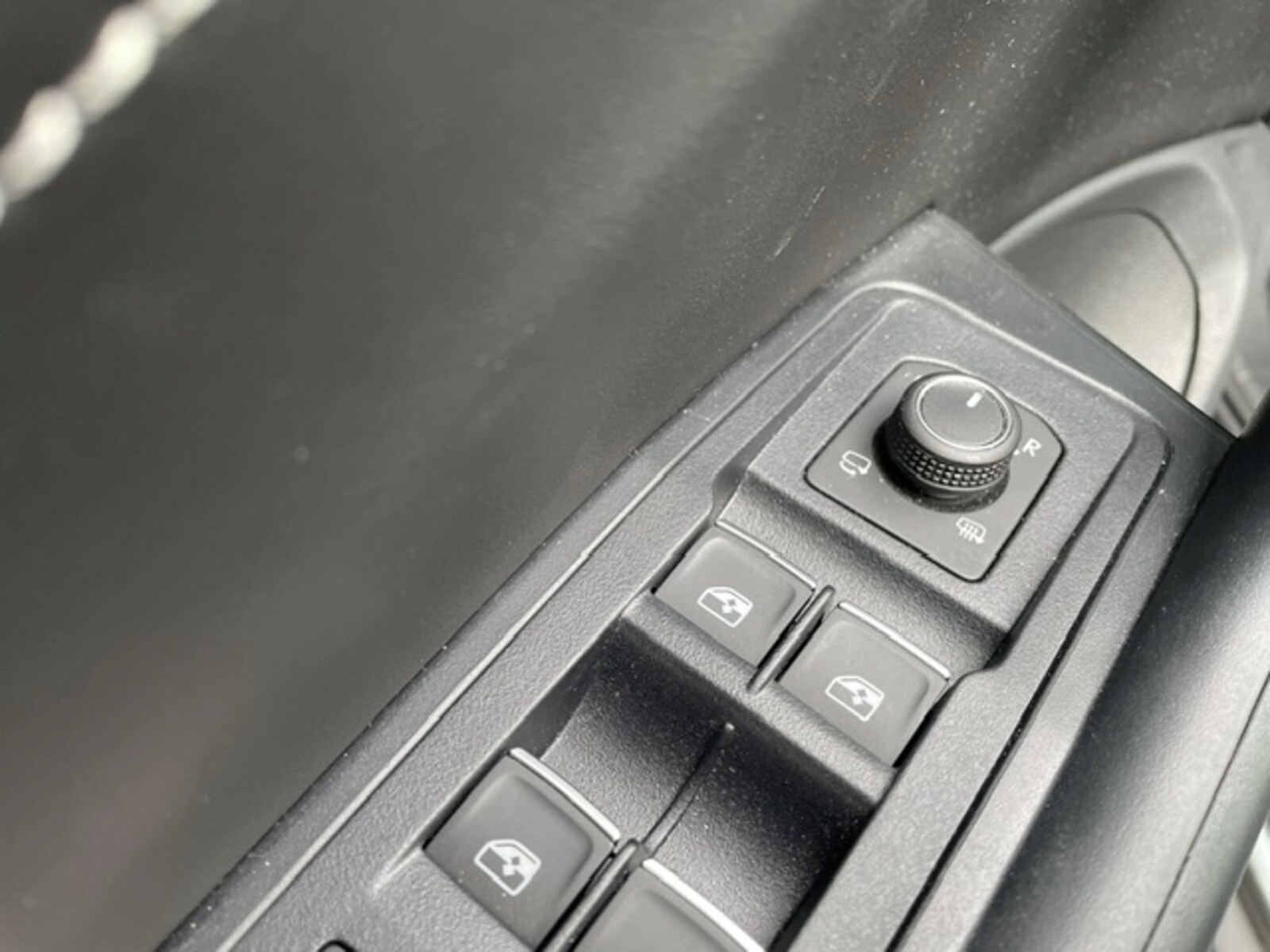 Volkswagen T-Roc – Bild 12