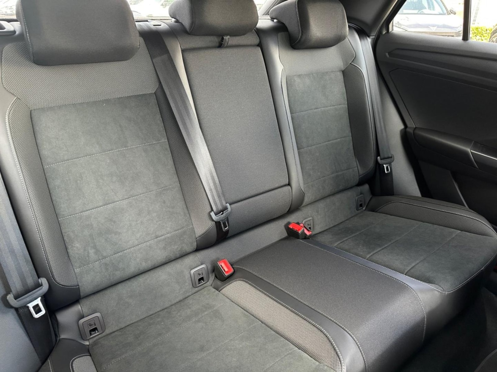 Volkswagen T-Roc – Bild 10