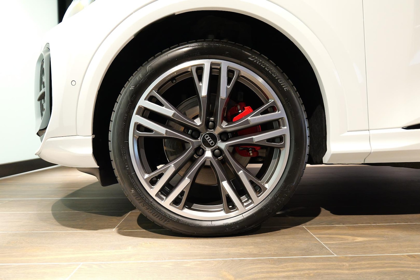 Image about Audi Q5 SUV e-hybrid quattro S tronic