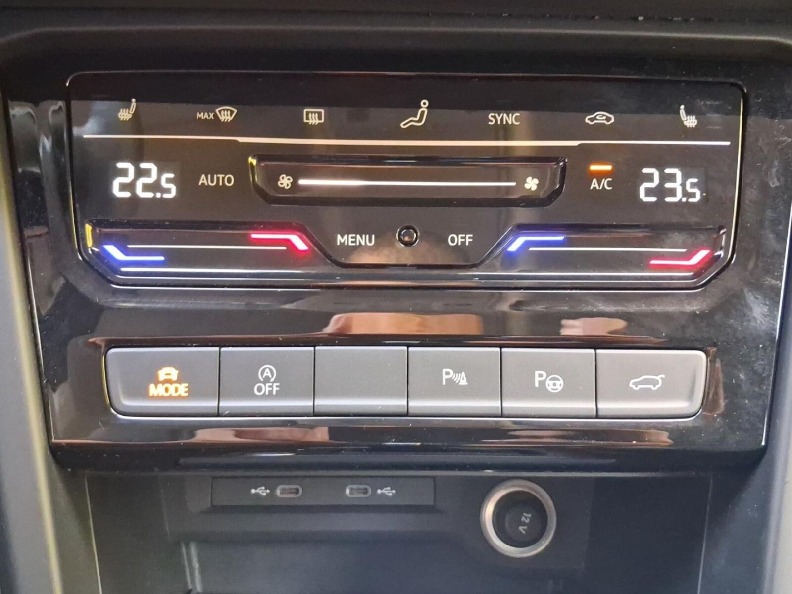Volkswagen Touran – Bild 15