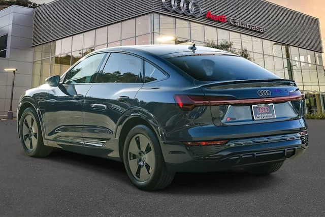 2024 Audi Q8 Sportback e-tron