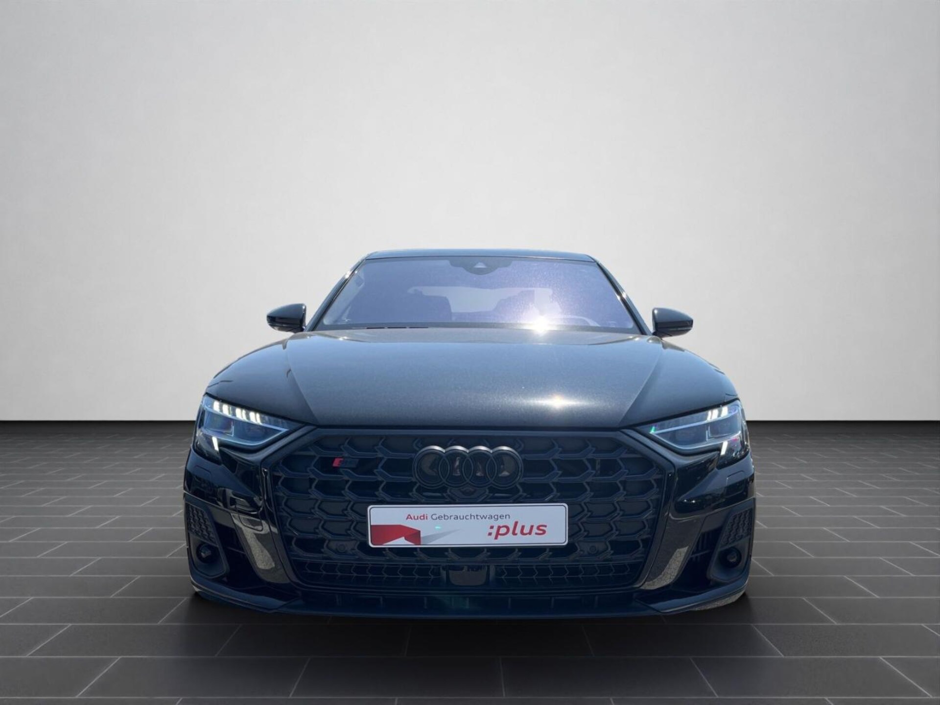 Audi S8