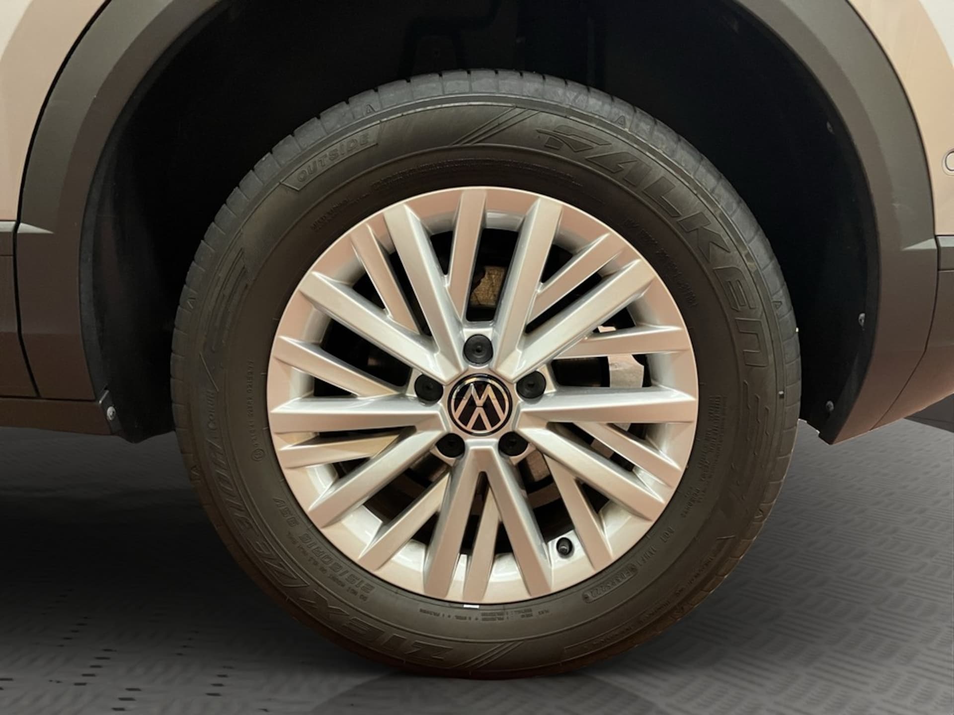 Volkswagen T-Roc Life