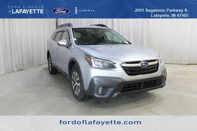 2022 Subaru Outback Premium's photo