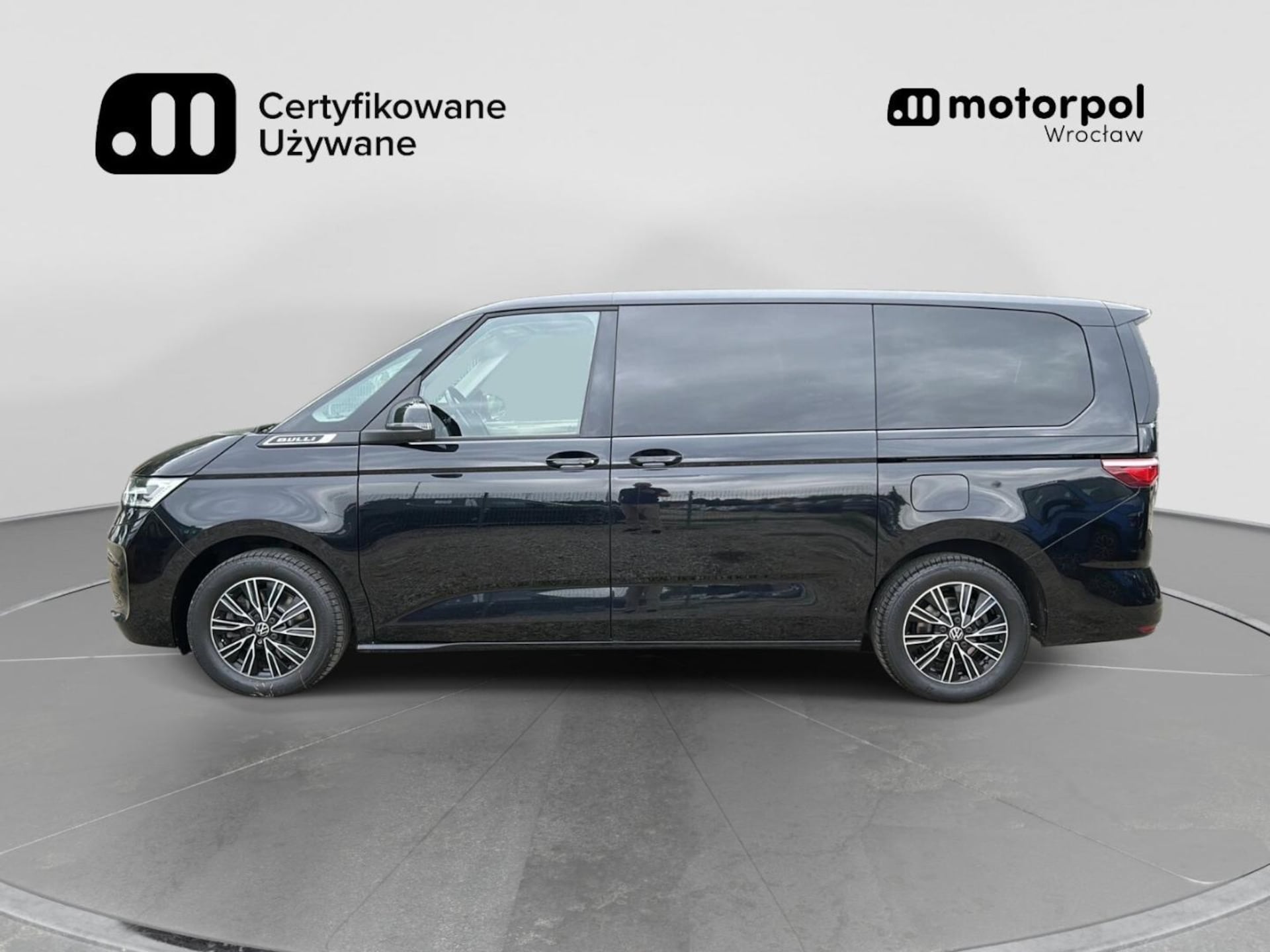 Volkswagen Multivan długi rozstaw osi Life