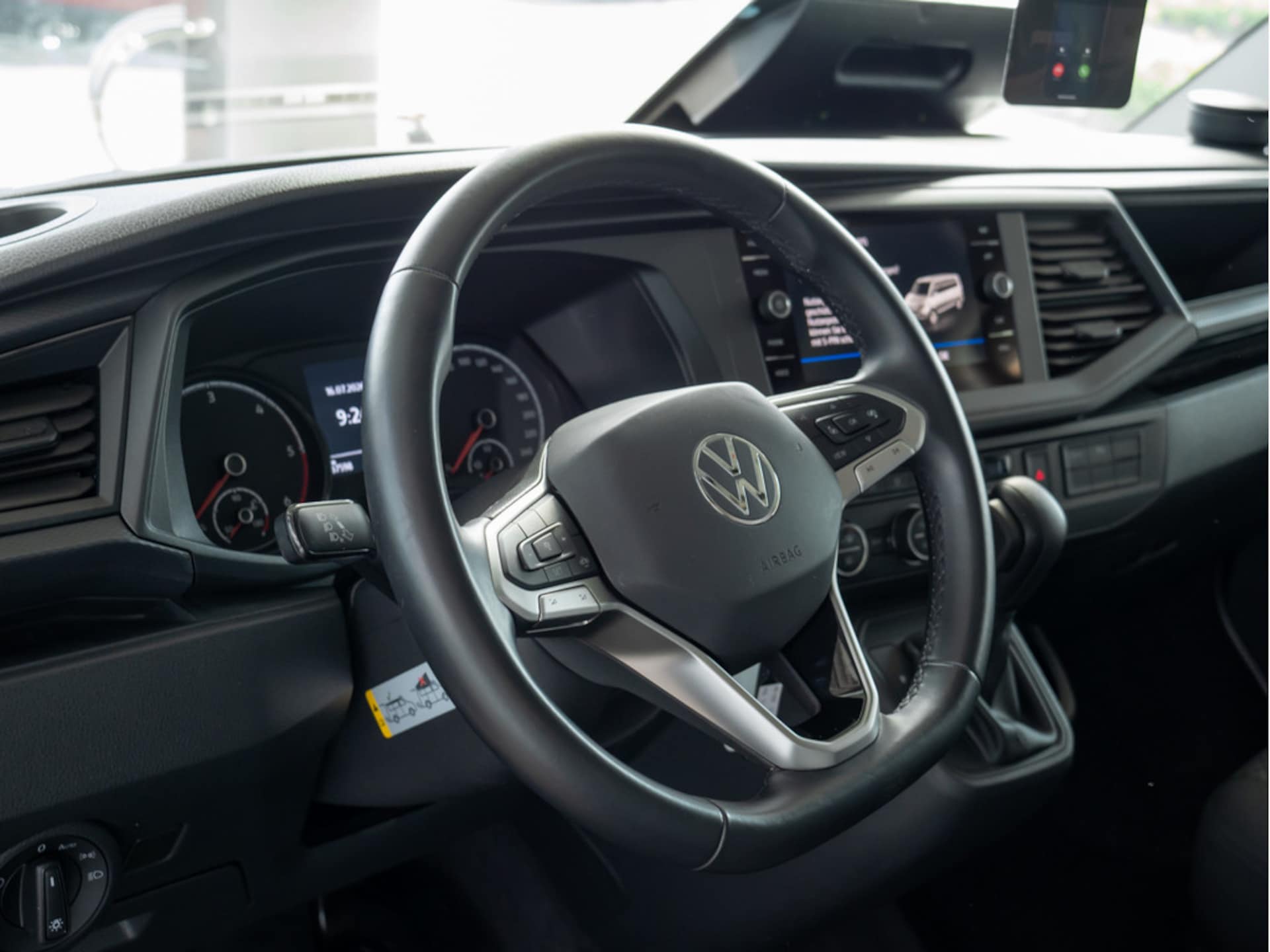 Volkswagen T6.1 California Beach