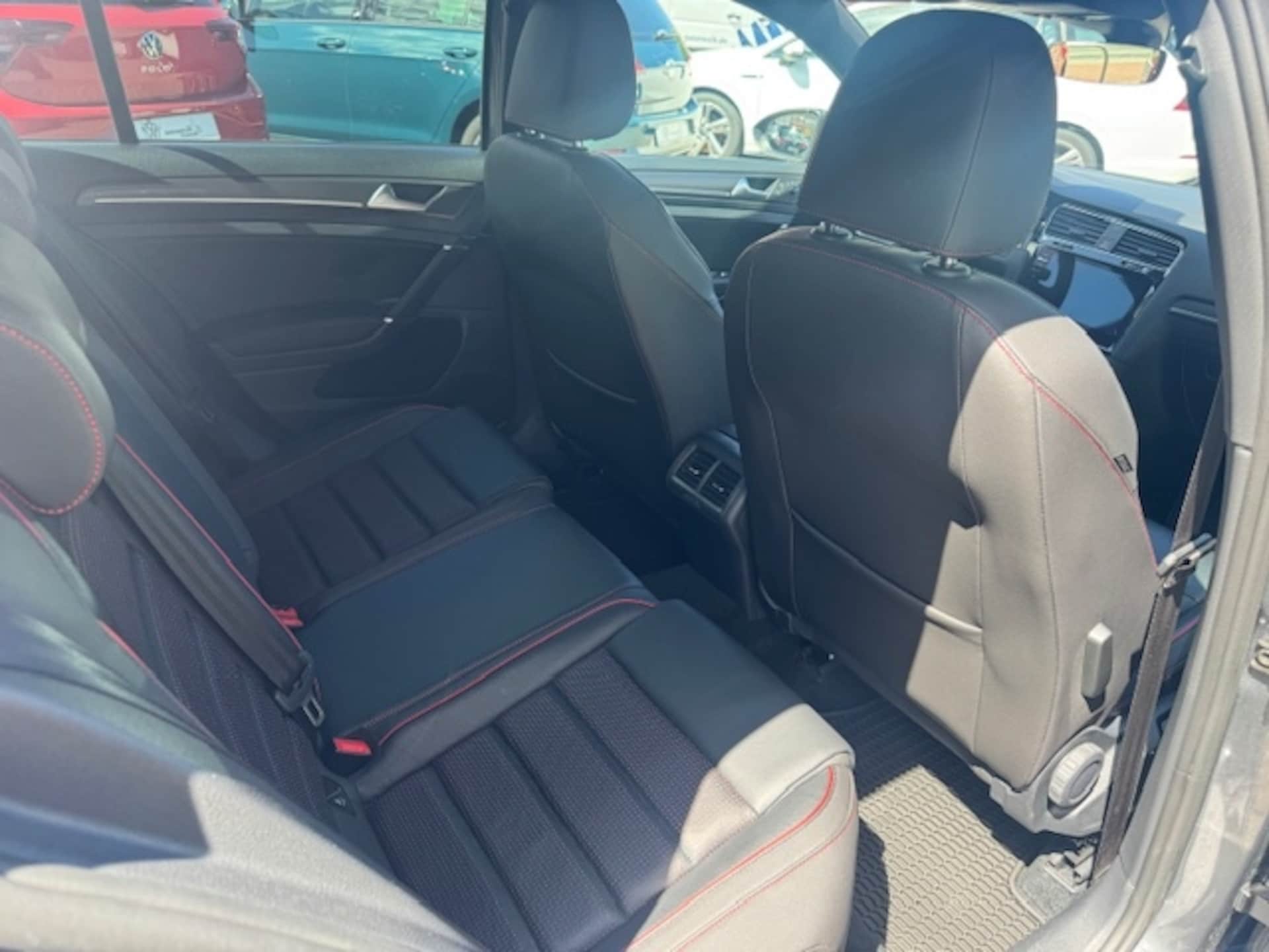 Volkswagen Golf GTI Performance